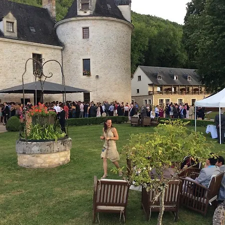 Chateau La Fleunie - Et Restaurant
