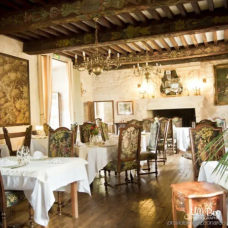 Chateau La Fleunie - Et Restaurant Hotel