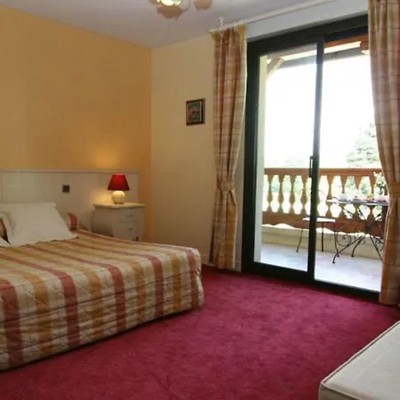 Hotel Chateau La Fleunie - Et Restaurant 4*