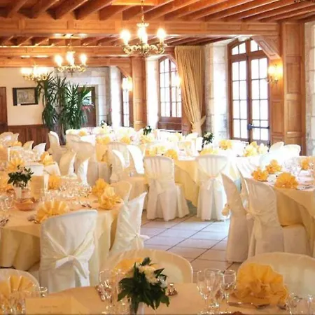 Chateau La Fleunie - Et Restaurant Hotel