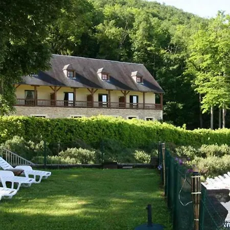 Chateau La Fleunie - Et Restaurant