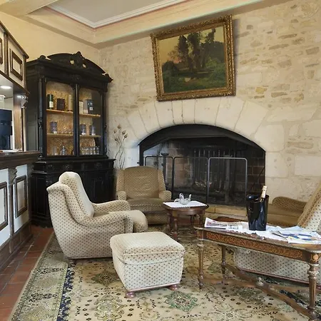 Chateau La Fleunie - Et Restaurant Hotel Condat-sur-Vezere