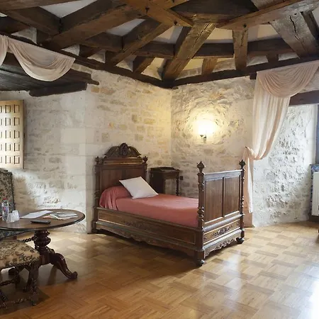 Hotel Chateau La Fleunie - Et Restaurant 4*