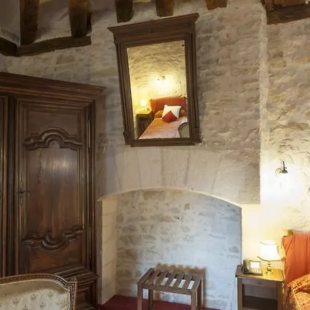 Chateau La Fleunie - Et Restaurant Hotel Condat-sur-Vezere