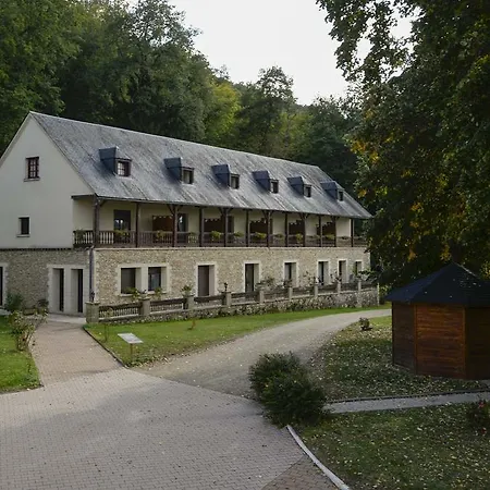Chateau La Fleunie - Et Restaurant Condat-sur-Vezere
