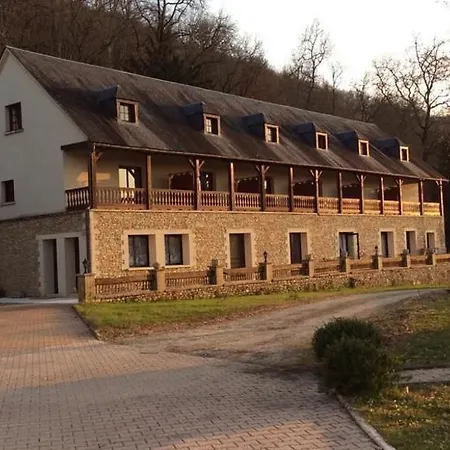 Hotel Chateau La Fleunie - Et Restaurant