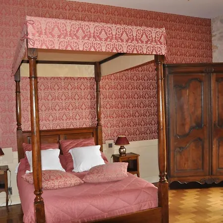 Chateau La Fleunie - Et Restaurant Hotel 4*