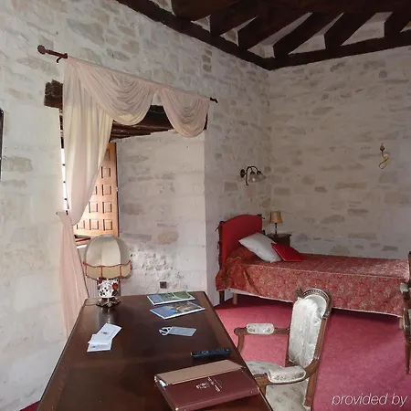 Chateau La Fleunie - Et Restaurant Hotel Condat-sur-Vezere