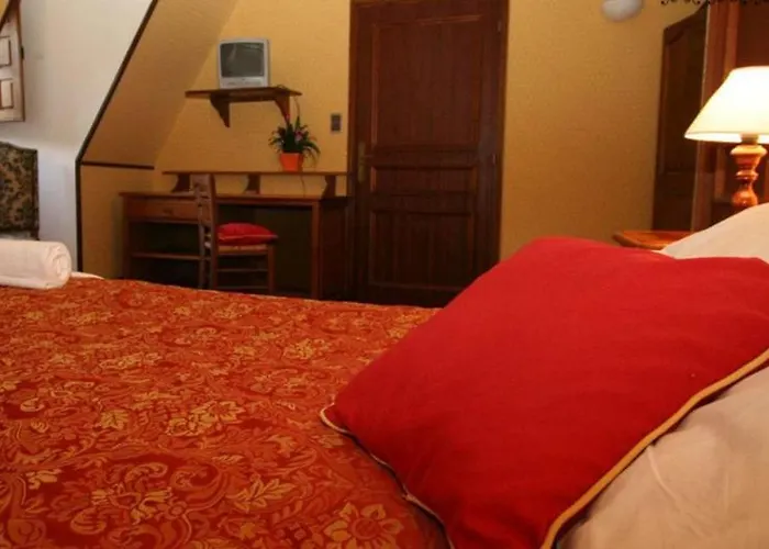 Chateau La Fleunie - Et Restaurant Condat-sur-Vézère