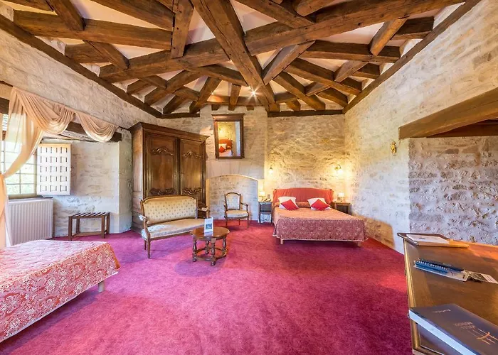 Chateau La Fleunie - Et Restaurant Szálloda Condat-sur-Vézère