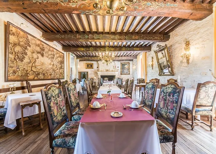 Chateau La Fleunie - Et Restaurant Condat-sur-Vézère