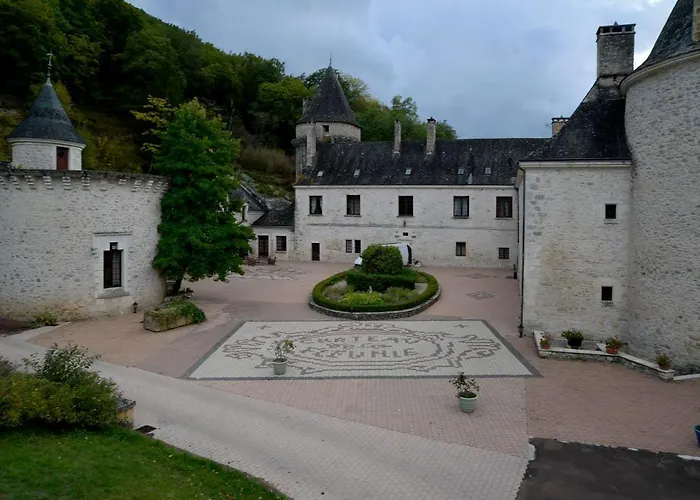 Chateau La Fleunie - Et Restaurant Hotel Condat-sur-Vezere