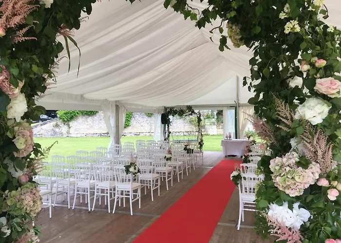 Hotel Chateau La Fleunie - Et Restaurant